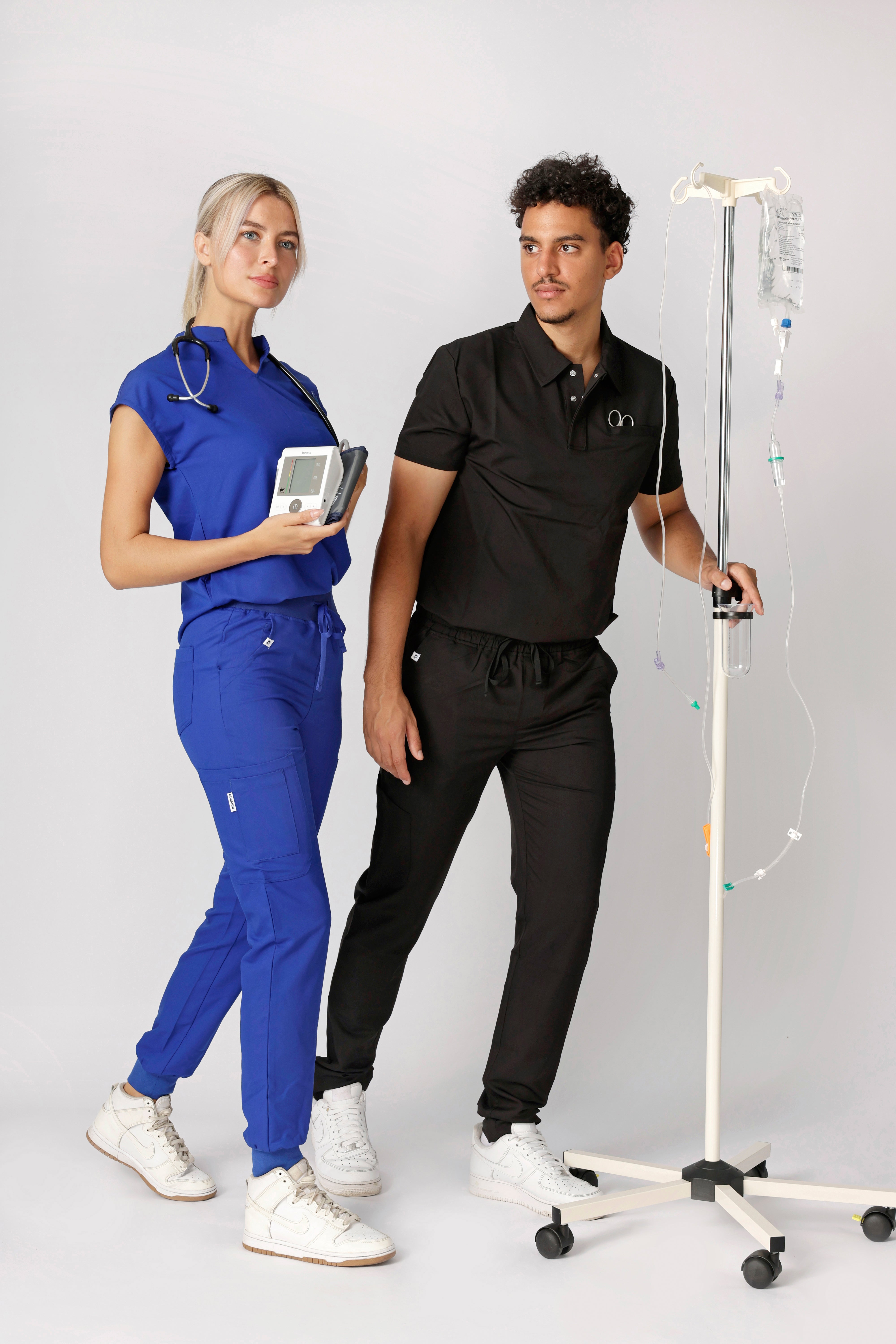 Lamarr classic zorgbroek met 8 zakken en elastische waistband Zwart